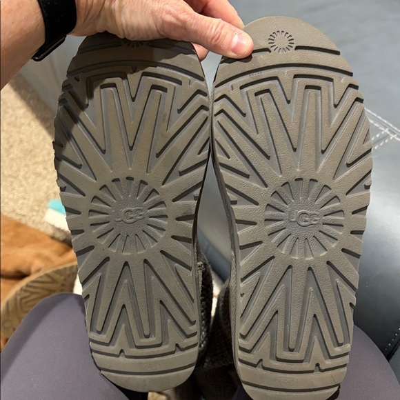 UGG Classic Cardy Knit Button Boots - - Picture 5 of 5